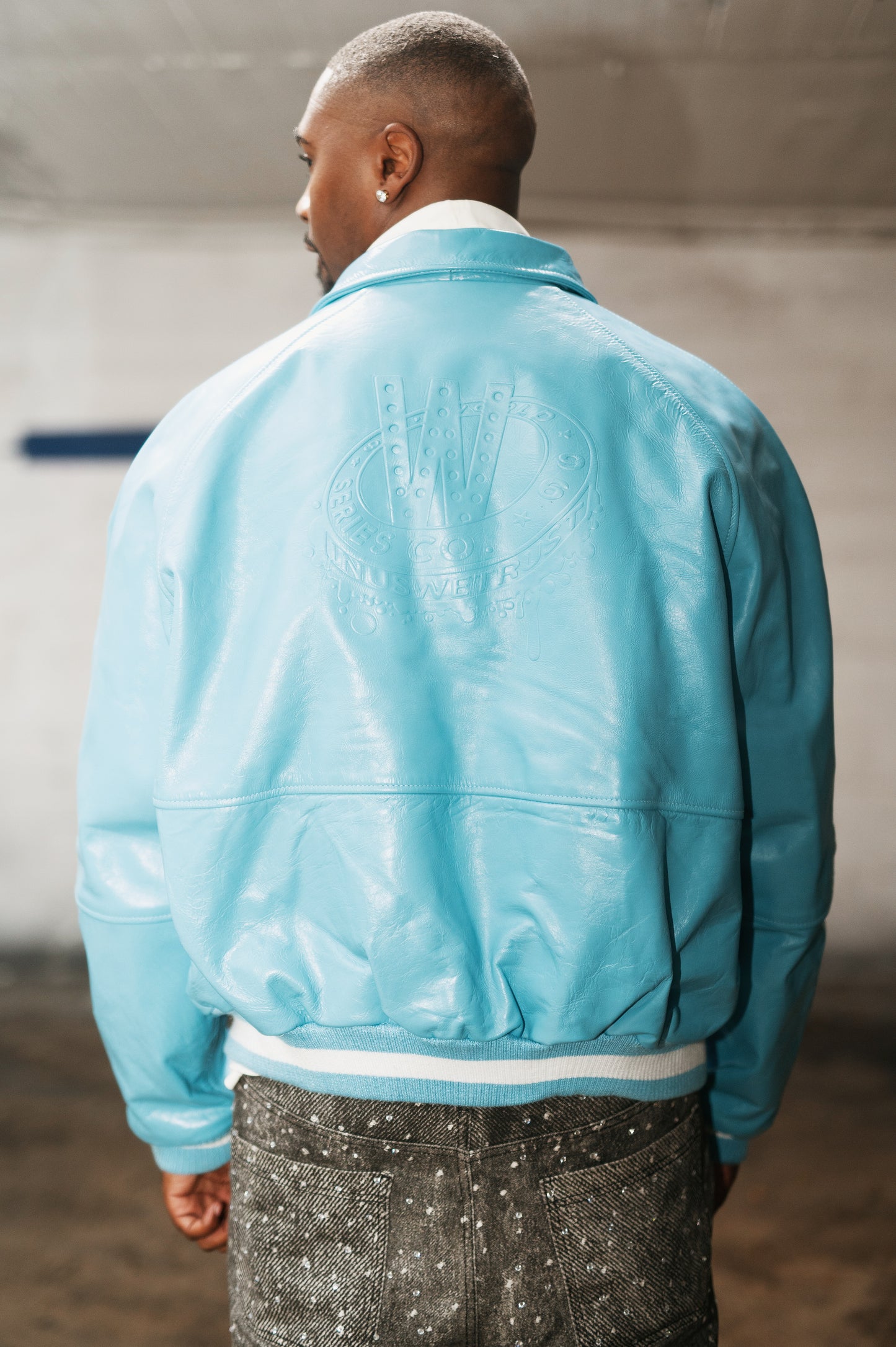 Logo Leather V2M ICE